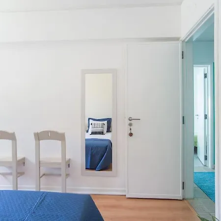 Lisbon Waves Surf Bed & Breakfast