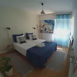 Lisbon Waves Surf Bed and Breakfast