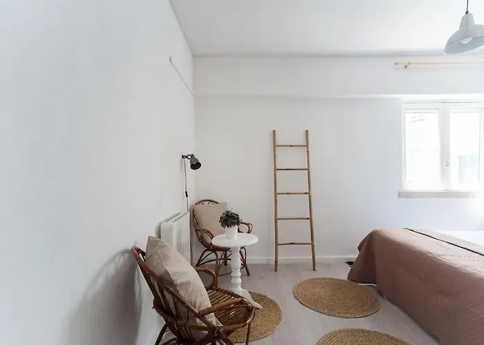Bed & Breakfast Lisbon Waves Surf